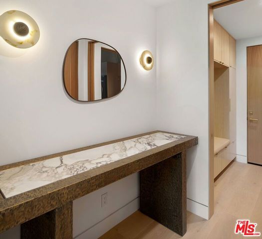 738 Palms Boulevard, Venice, CA 90291