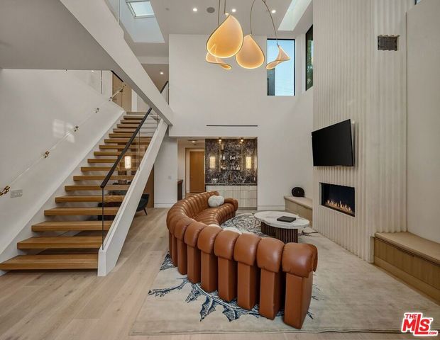 738 Palms Boulevard, Venice, CA 90291