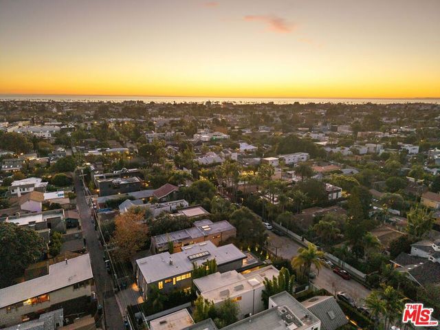 738 Palms Boulevard, Venice, CA 90291