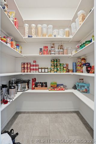 3116 W Van Buren Court S, Broken Arrow, OK 74011