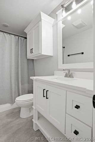 3116 W Van Buren Court S, Broken Arrow, OK 74011