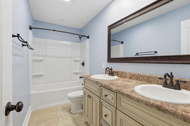 324 Golden Carriage Run, Boiling Springs, SC 29349