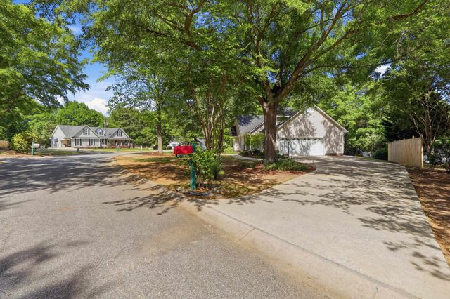 324 Golden Carriage Run, Boiling Springs, SC 29349