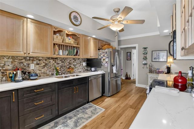 6518 DEBBIE LANE S, St Petersburg, FL 33707