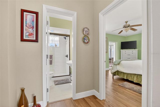 6518 DEBBIE LANE S, St Petersburg, FL 33707