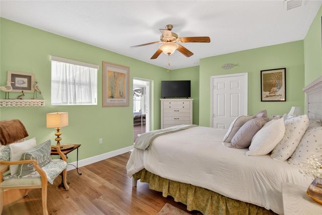 6518 DEBBIE LANE S, St Petersburg, FL 33707