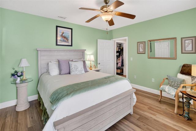 6518 DEBBIE LANE S, St Petersburg, FL 33707