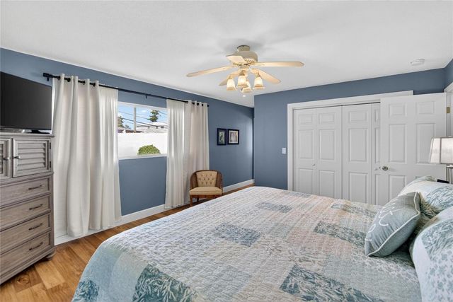 6518 DEBBIE LANE S, St Petersburg, FL 33707