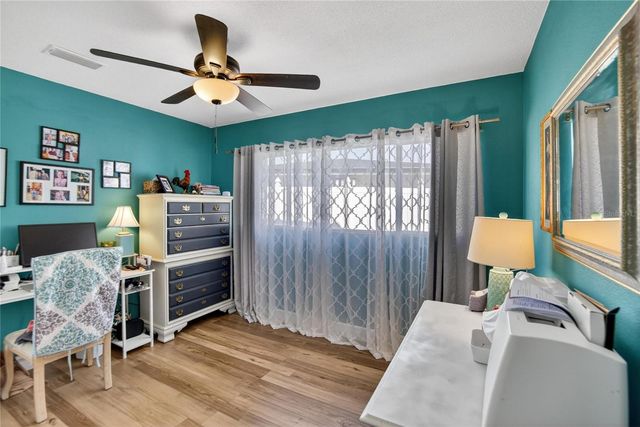 6518 DEBBIE LANE S, St Petersburg, FL 33707