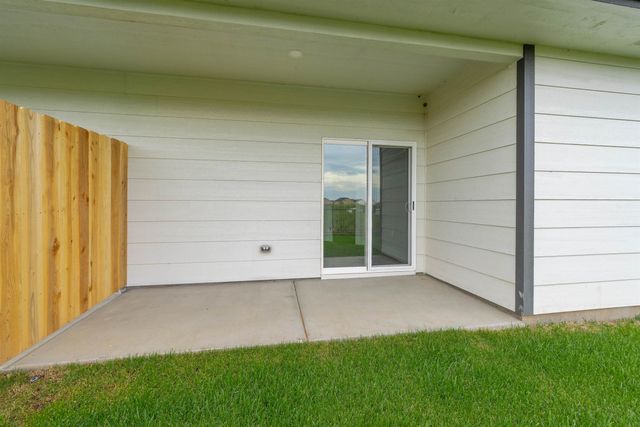 2017 N Reece St, Goddard, KS 67052