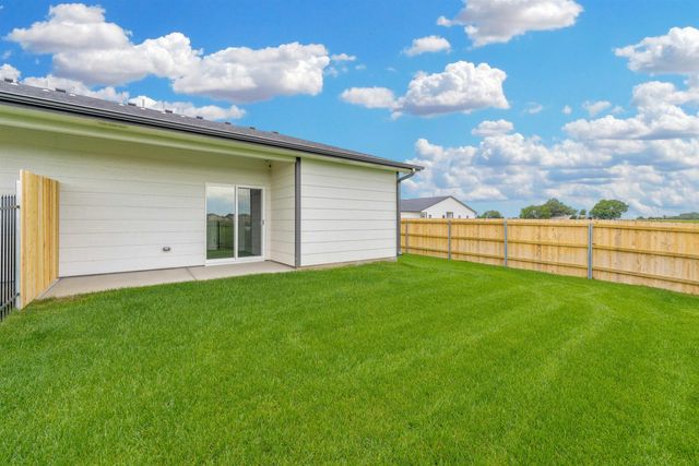 2017 N Reece St, Goddard, KS 67052