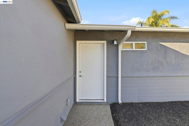 137 Tamarack Dr, Union City, CA 94587