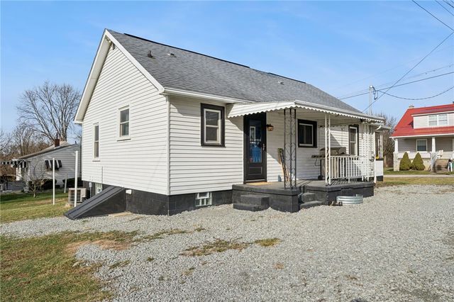 278 E Smithfield St., Mt Pleasant Twp, PA 15666