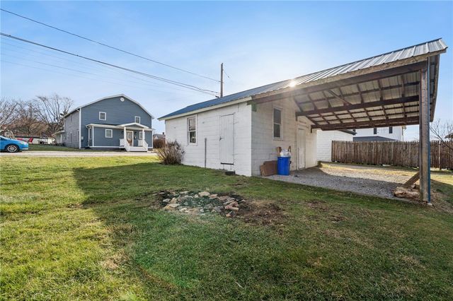 278 E Smithfield St., Mt Pleasant Twp, PA 15666