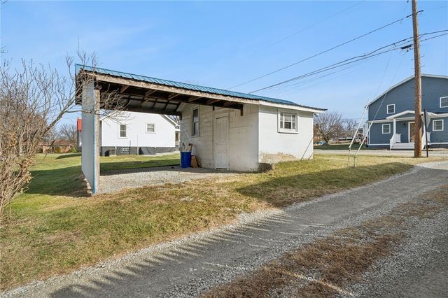 278 E Smithfield St., Mt Pleasant Twp, PA 15666