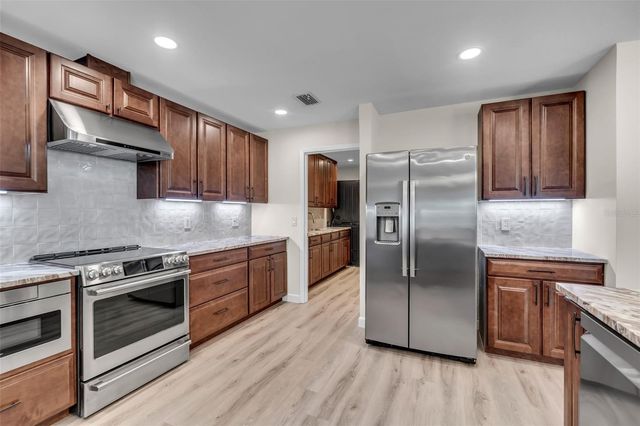 4528 SPRING FLOWER COURT, Sarasota, FL 34233