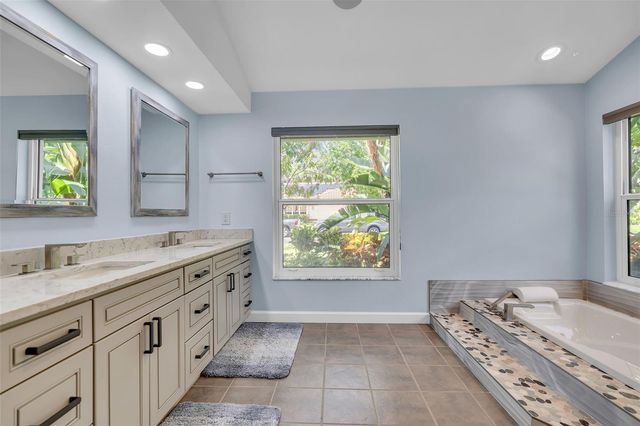 4528 SPRING FLOWER COURT, Sarasota, FL 34233