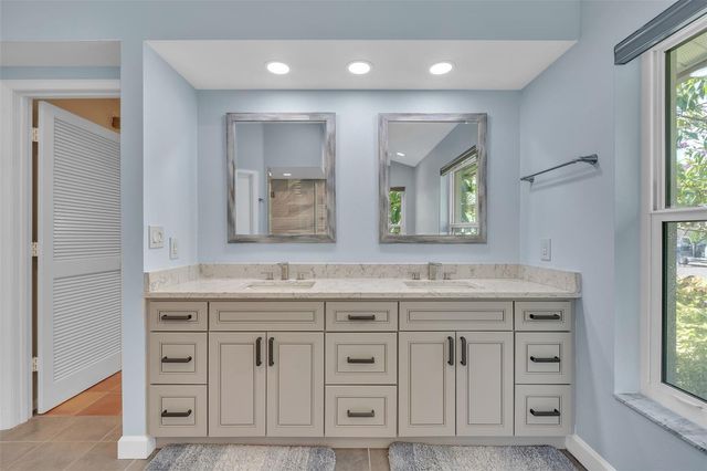 4528 SPRING FLOWER COURT, Sarasota, FL 34233