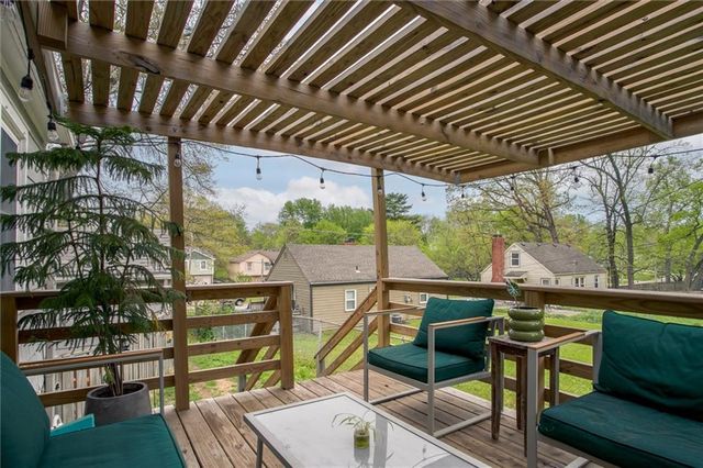 641 NE 42nd Street, Kansas City, MO 64116