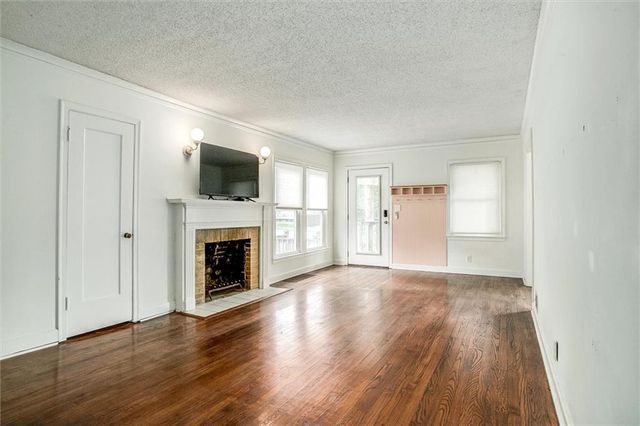 641 NE 42nd Street, Kansas City, MO 64116
