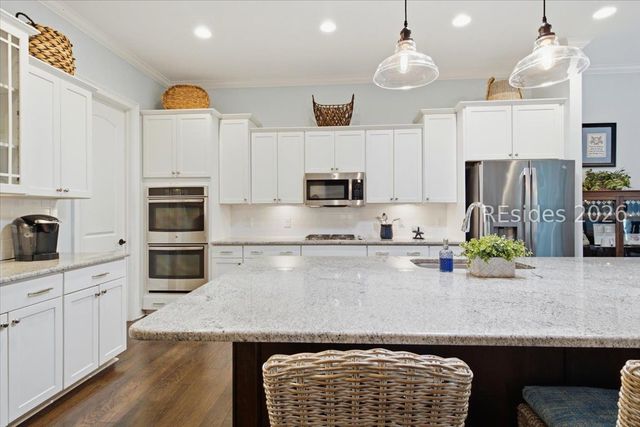 382 Lake Bluff Dr, Bluffton, SC 29910