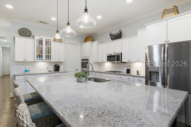 382 Lake Bluff Dr, Bluffton, SC 29910