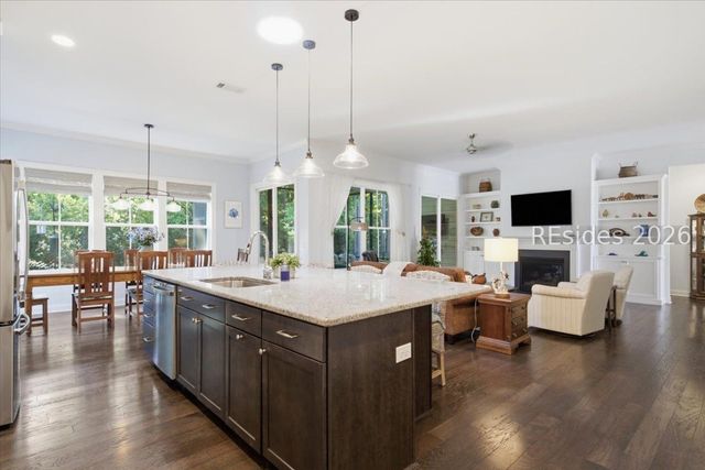 382 Lake Bluff Dr, Bluffton, SC 29910