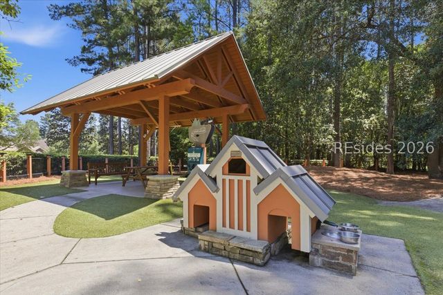 382 Lake Bluff Dr, Bluffton, SC 29910