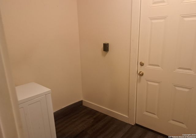 5502 Wales, San Antonio, TX 78223