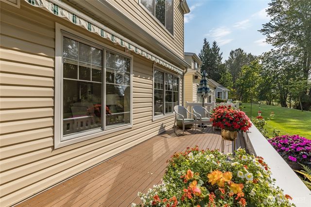 7703 146th Avenue Ct E, Sumner, WA 98390