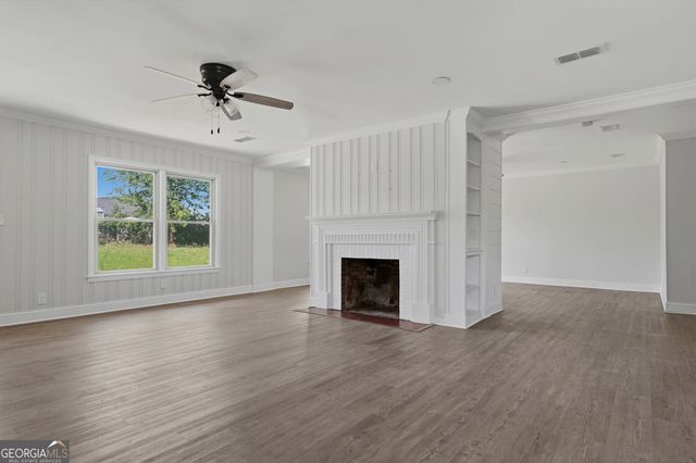 1009 Summit Drive, Albany, GA 31707