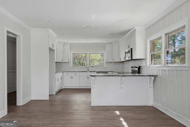 1009 Summit Drive, Albany, GA 31707
