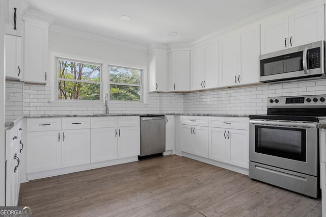 1009 Summit Drive, Albany, GA 31707