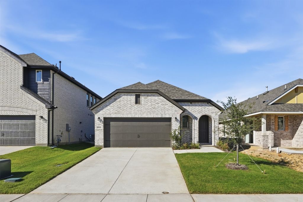 4866 Heirloom Lane N, Celina, TX 75009