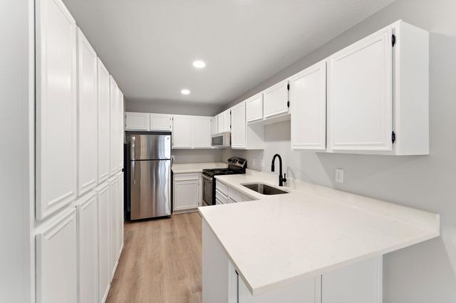 1199 Timbershore Lane, Eagan, MN 55123