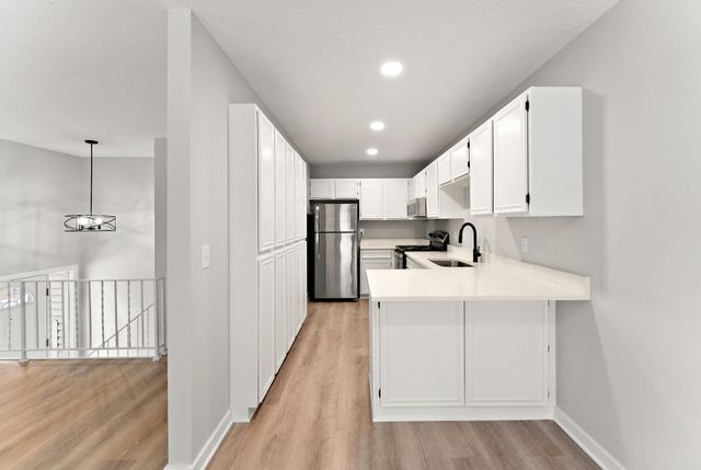 1199 Timbershore Lane, Eagan, MN 55123