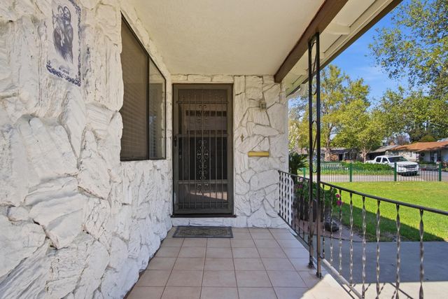 1438 Cahill Ave, Turlock, CA 95380