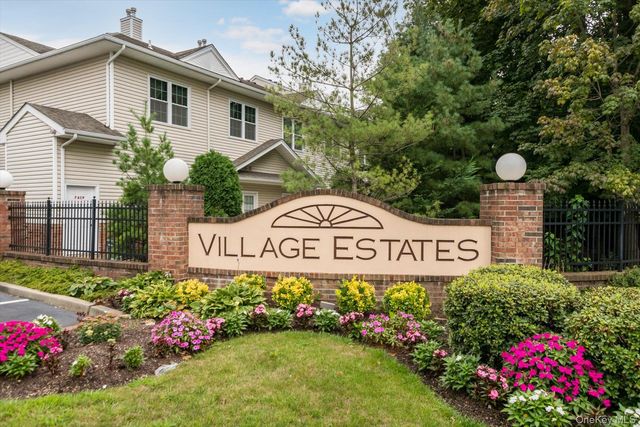 137 Francesca Way, Amityville, NY 11701