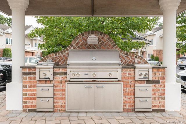 137 Francesca Way, Amityville, NY 11701