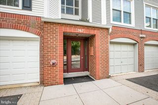 267 S PICKETT ST #102, Alexandria, VA 22304