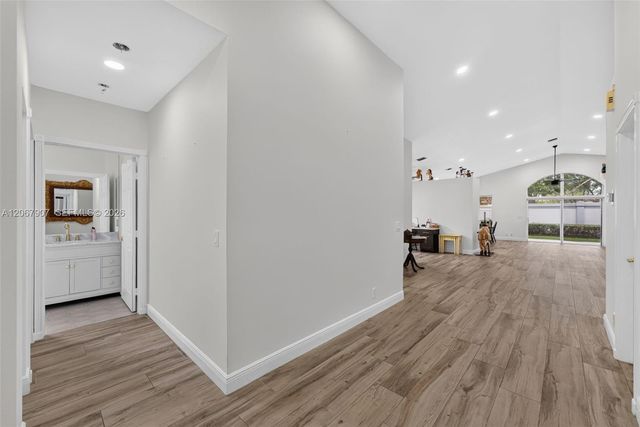 10471 S Utopia Circle S, Boynton Beach, FL 33437
