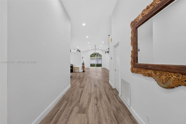 10471 S Utopia Circle S, Boynton Beach, FL 33437