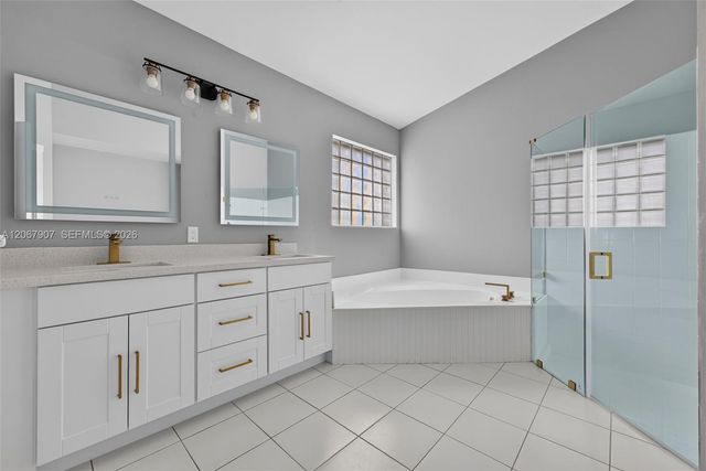10471 S Utopia Circle S, Boynton Beach, FL 33437