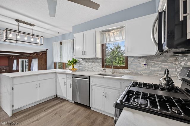 4865 Foxlair Trail, Richmond Heights, OH 44143