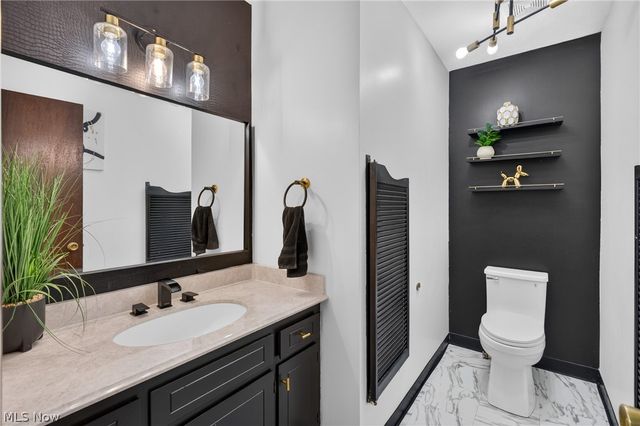 4865 Foxlair Trail, Richmond Heights, OH 44143