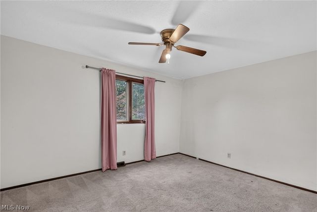 4865 Foxlair Trail, Richmond Heights, OH 44143