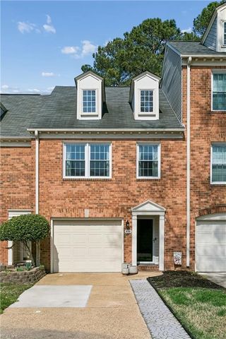 686 Todd TRL, Newport News, VA 23602