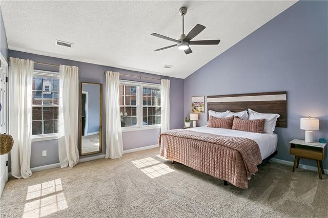 686 Todd TRL, Newport News, VA 23602