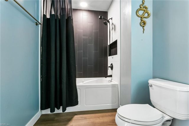 686 Todd TRL, Newport News, VA 23602