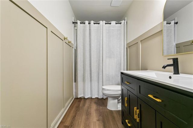 686 Todd TRL, Newport News, VA 23602